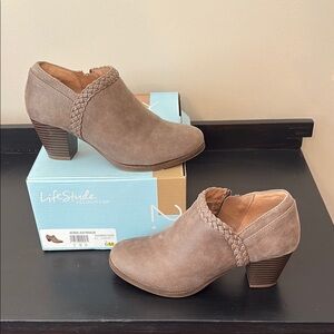 Life Stride Tan Ankle Booties with Sturdy Heel